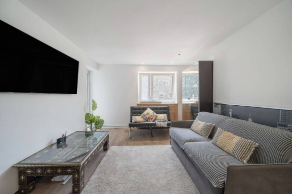 Piso en Londres, Reino Unido, 64 m² - imagen 1
