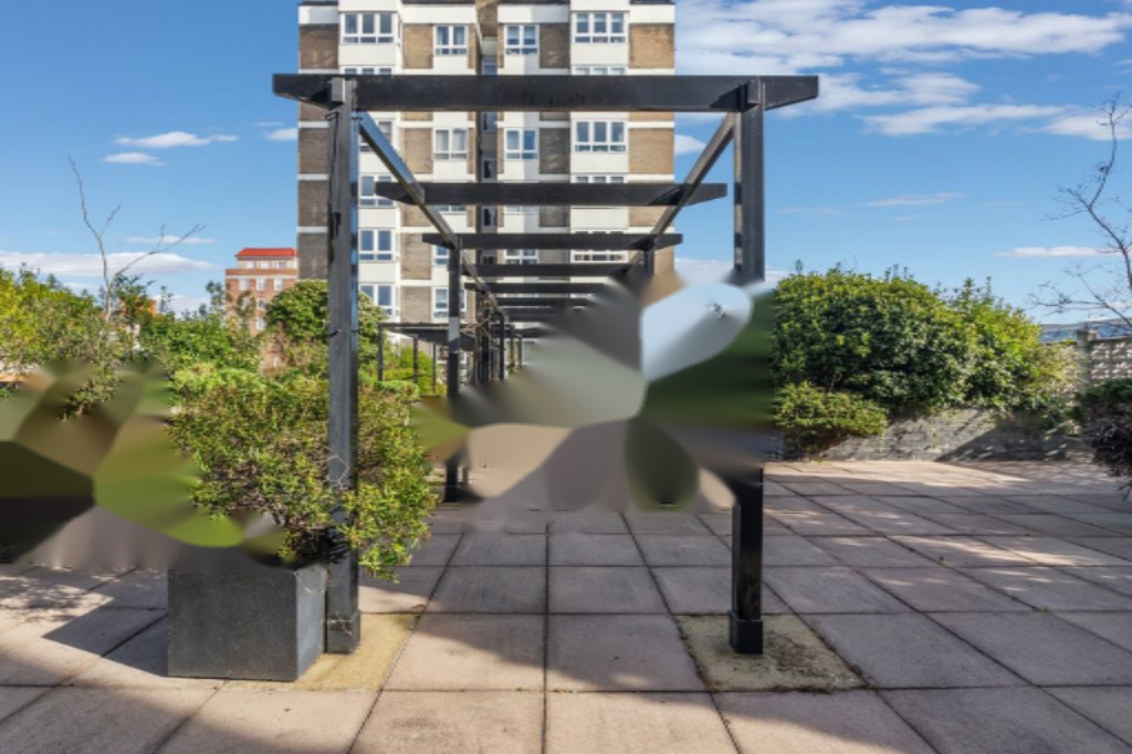 Flat in London, United Kingdom, 59 m² - picture 1