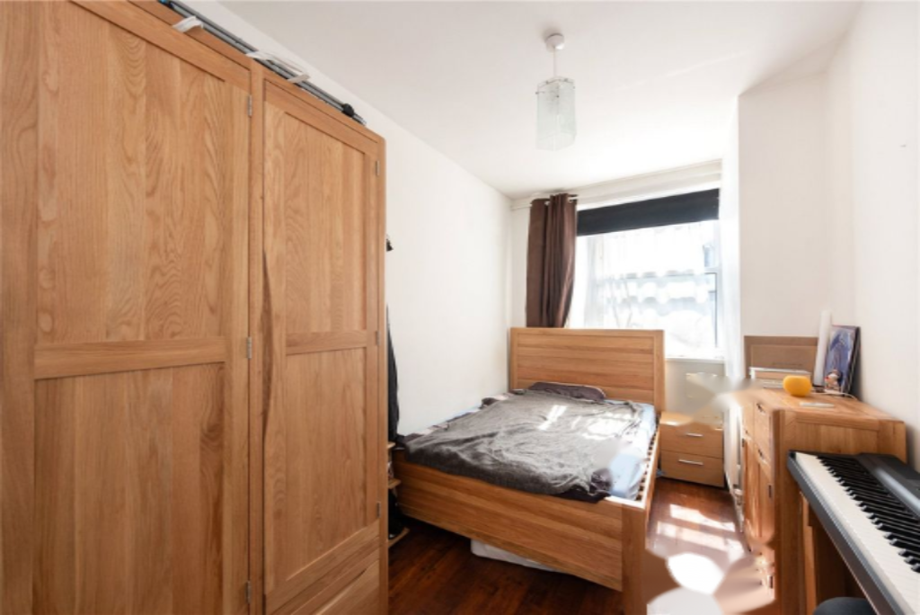 Flat in London, United Kingdom, 35 m² - picture 1