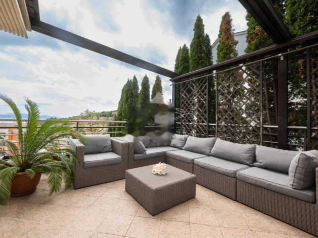 Piso en Opatija, Croacia, 91 m² - imagen 1