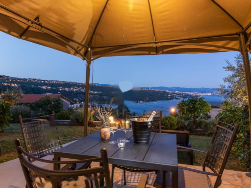 Wohnung in Opatija, Kroatien, 170 m² - Foto 1