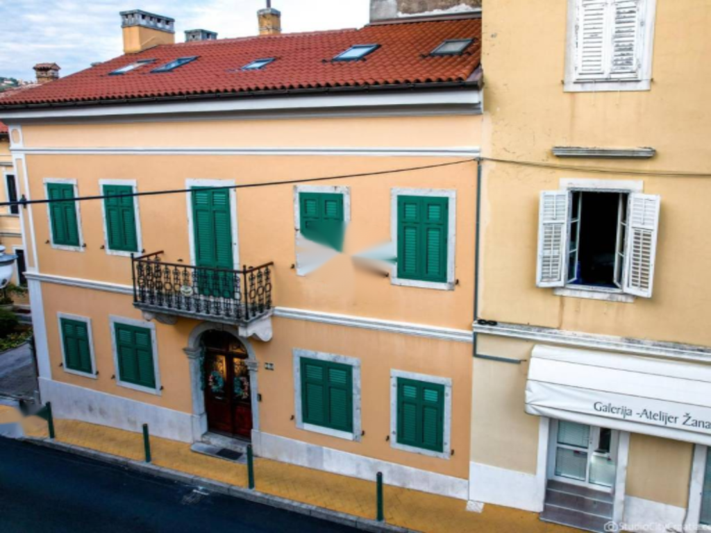 House in Opatija, Croatia, 262 m² - picture 1