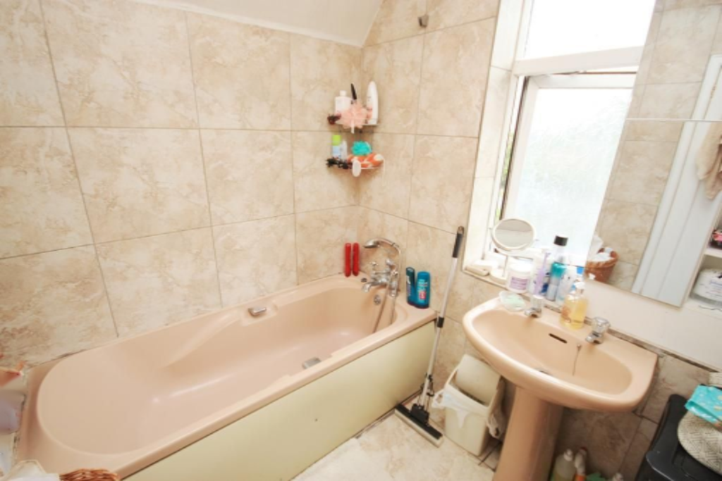 Piso en Londres, Reino Unido, 59 m² - imagen 1