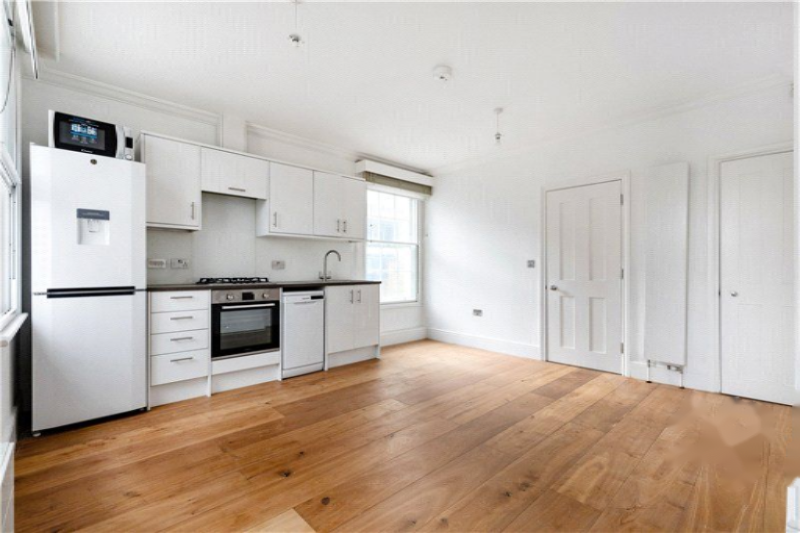 Flat in London, United Kingdom, 39 m² - picture 1