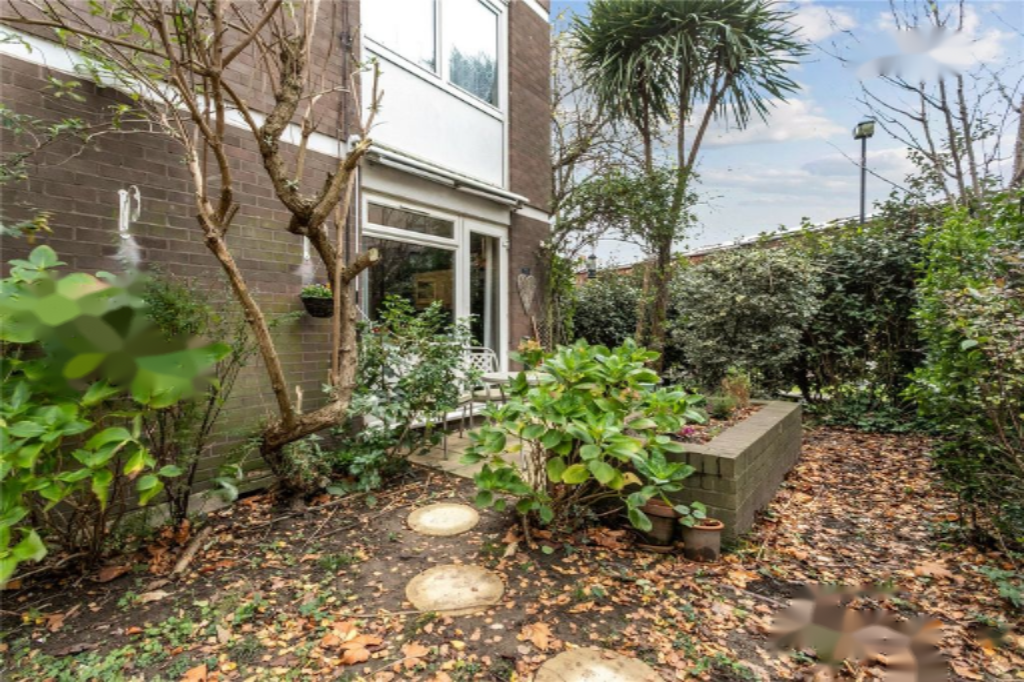 Flat in London, United Kingdom, 40 m² - picture 1