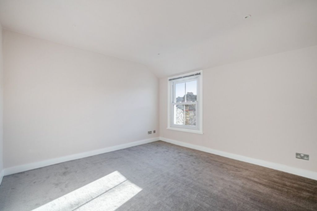 Flat in London, United Kingdom, 42 m² - picture 1