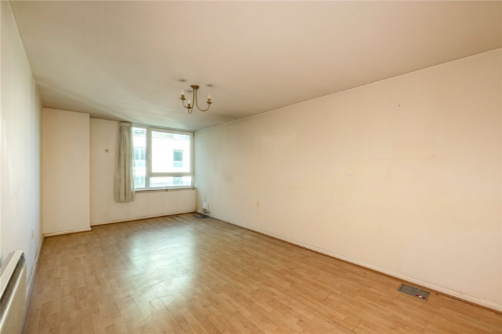 Flat in London, United Kingdom, 53 m² - picture 1