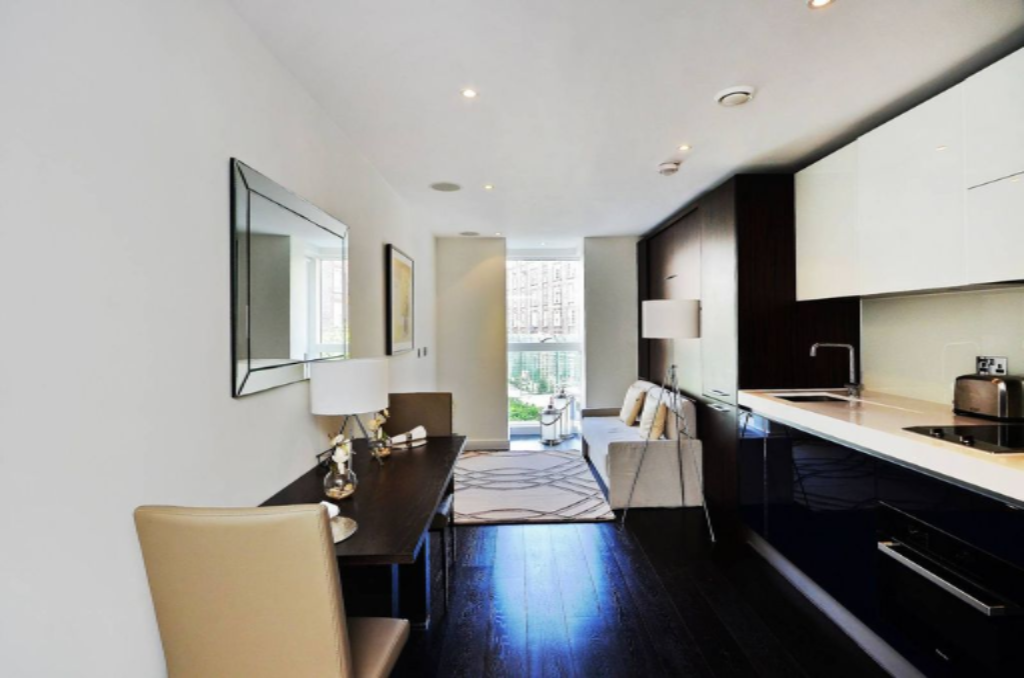 Flat in London, United Kingdom, 26 m² - picture 2