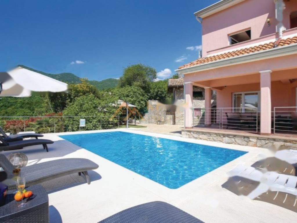 Haus in Opatija, Kroatien, 1 500 m² - Foto 2