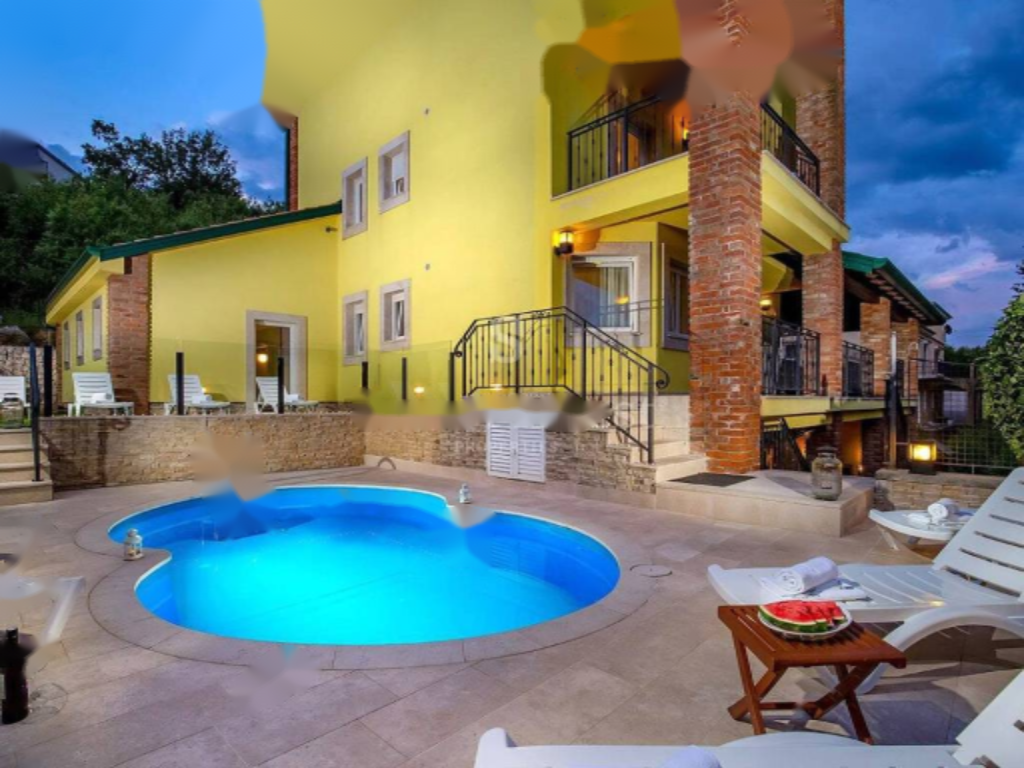 Casa en Opatija, Croacia, 639 m² - imagen 2