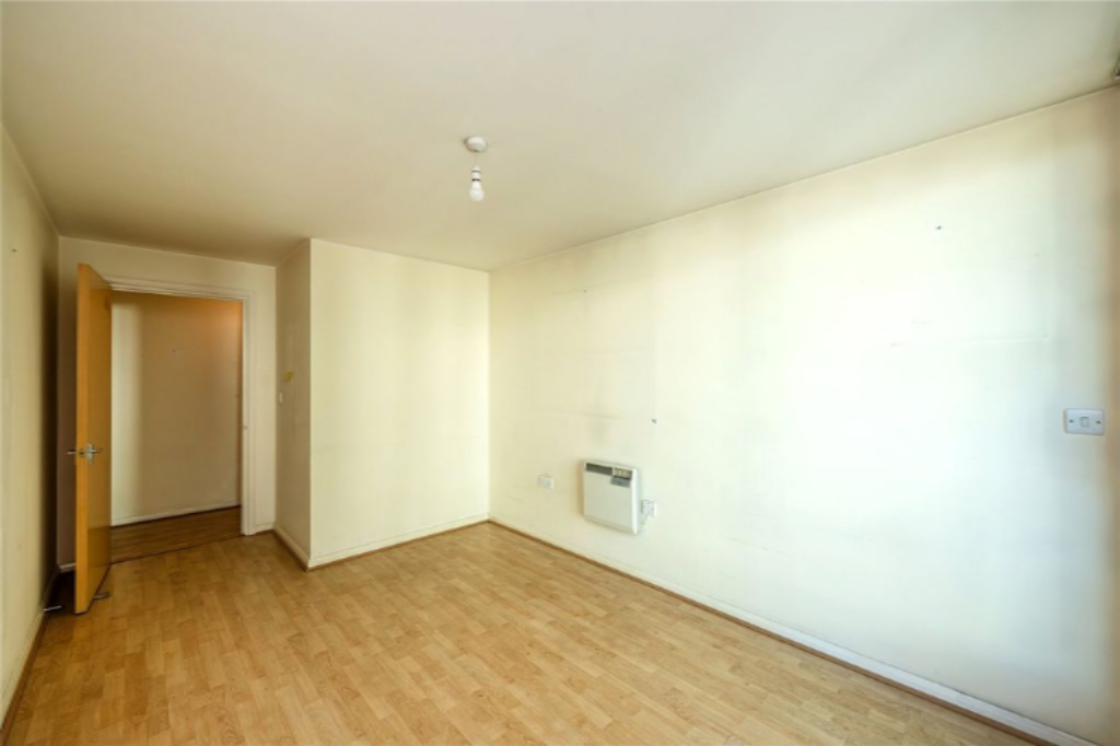 Flat in London, United Kingdom, 53 m² - picture 2