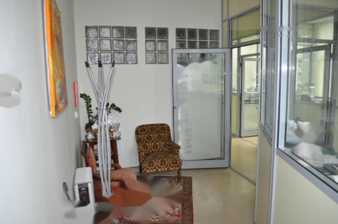 Office in Ljubljana, Slovenia, 69 m² - picture 2