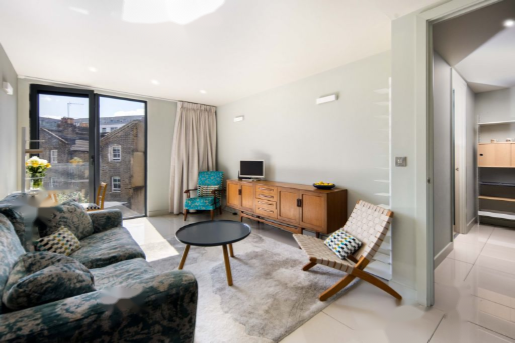 Flat in London, United Kingdom, 60 m² - picture 2