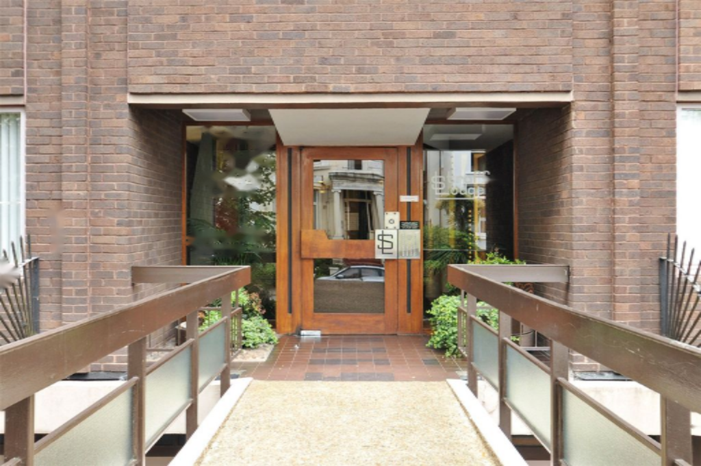 Flat in London, United Kingdom, 35 m² - picture 2