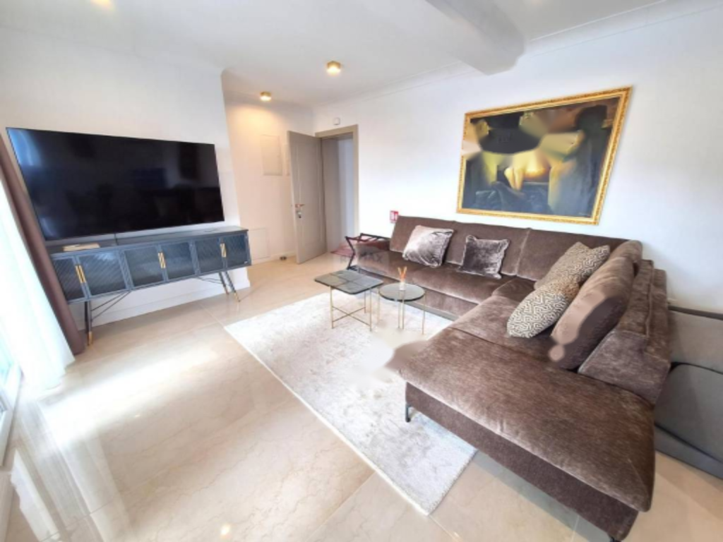 Flat in Opatija, Croatia, 79 m² - picture 2