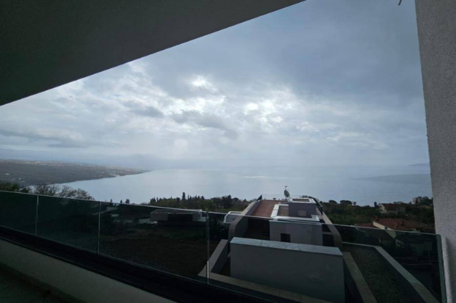 Flat in Opatija, Croatia, 142 m² - picture 2