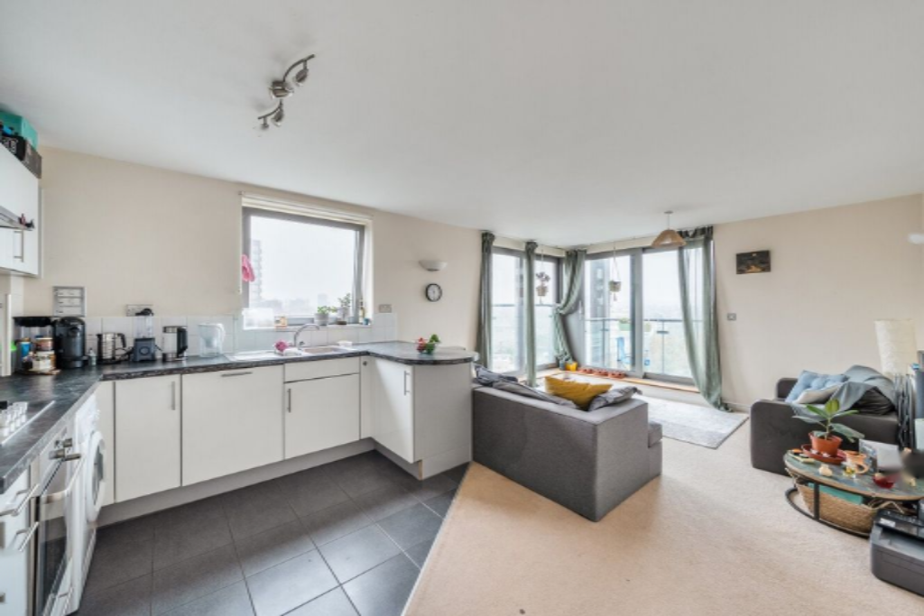 Piso en Londres, Reino Unido, 67 m² - imagen 2