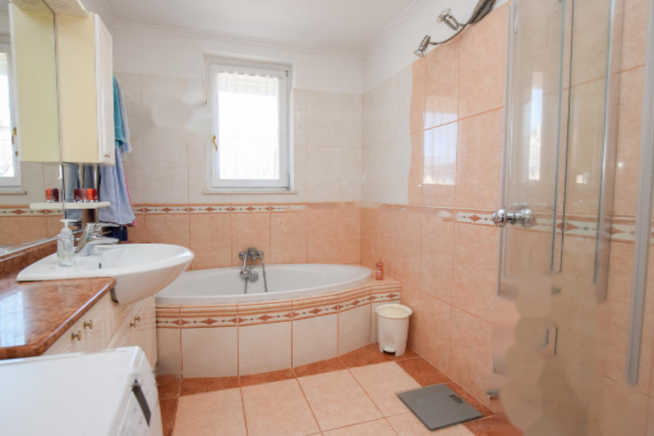 Casa en Liubliana, Eslovenia, 186 m² - imagen 3