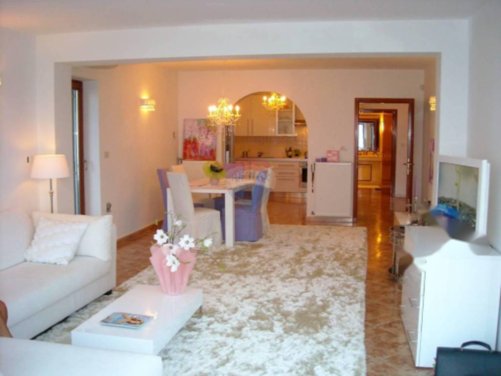 Piso en Opatija, Croacia, 202 m² - imagen 3