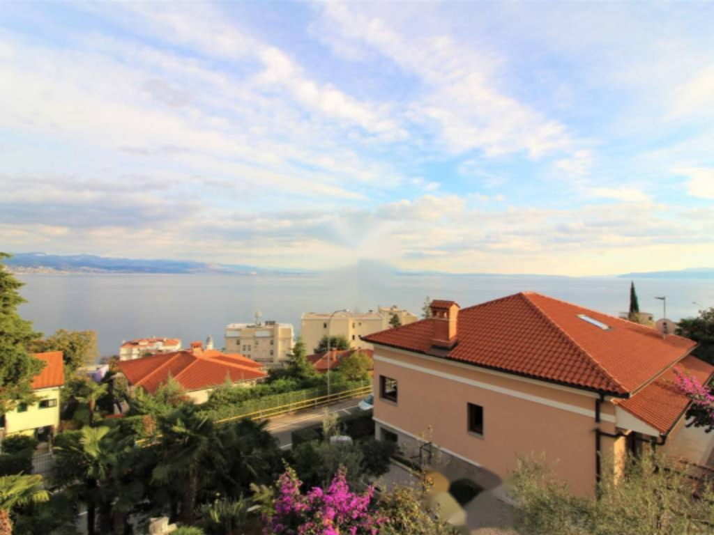 Flat in Opatija, Croatia, 100 m² - picture 3