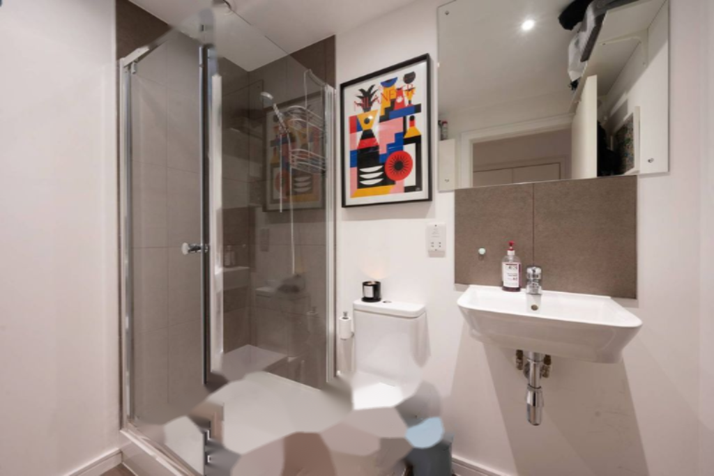 Flat in London, United Kingdom, 76 m² - picture 3