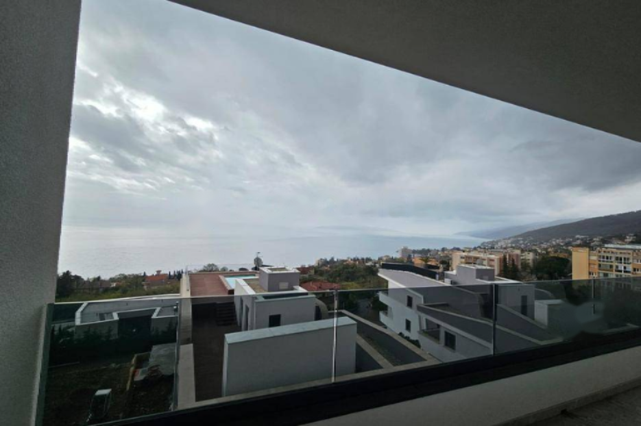 Flat in Opatija, Croatia, 142 m² - picture 3