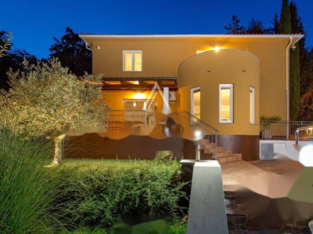 Maison à Opatija, Croatie, 300 m² - image 3