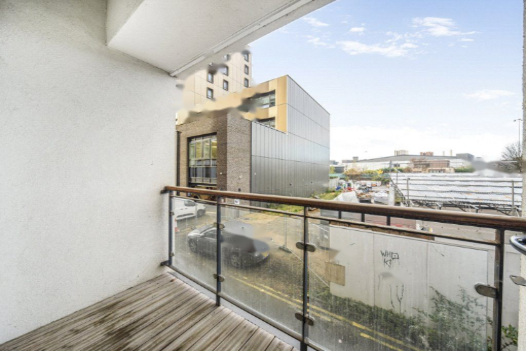 Flat in London, United Kingdom, 61 m² - picture 3