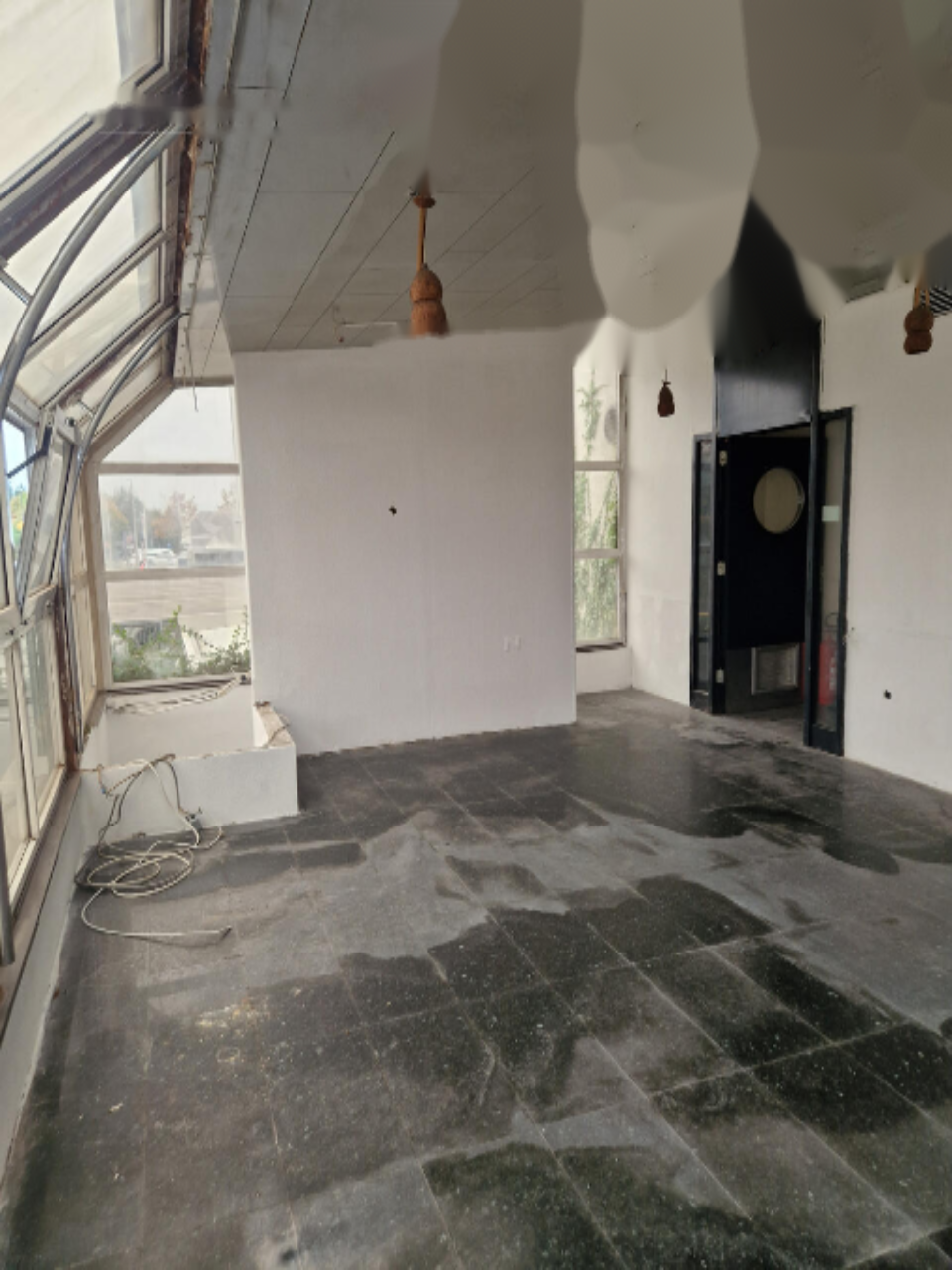 Oficina en Liubliana, Eslovenia, 250 m² - imagen 3