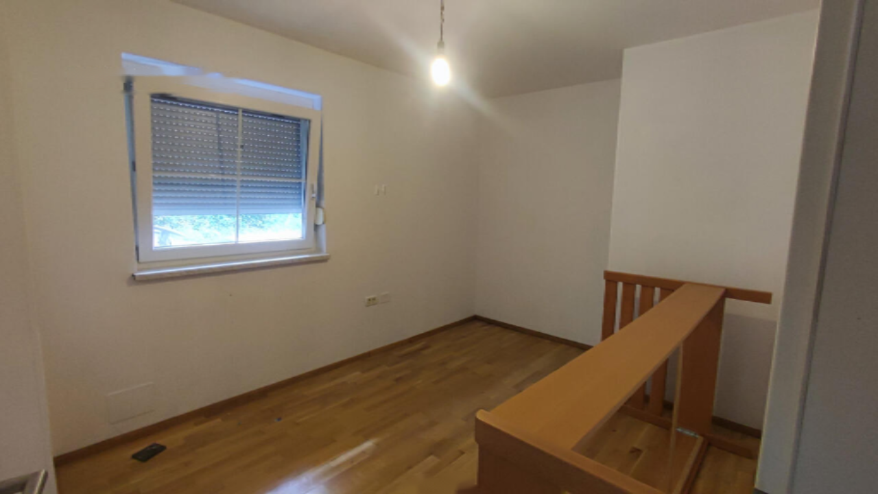 Piso en Koper, Eslovenia, 66 m² - imagen 3