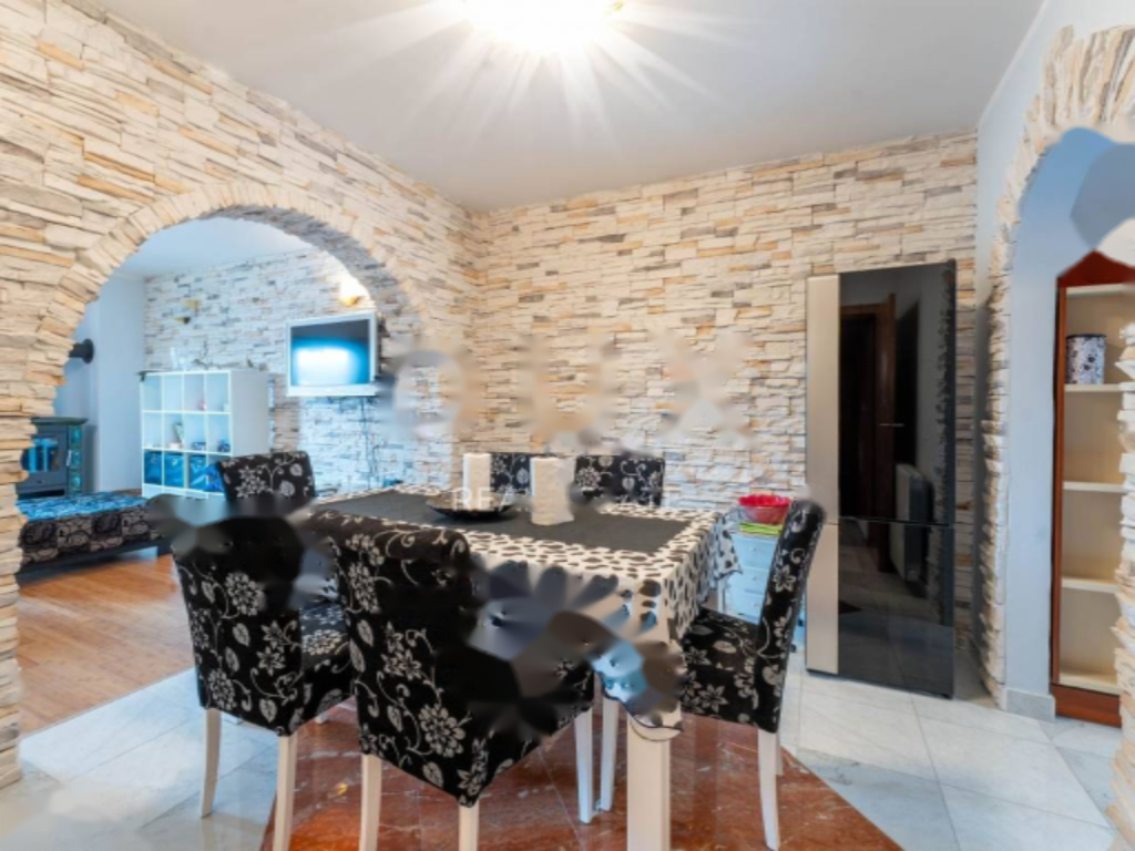 Casa en Opatija, Croacia, 261 m² - imagen 3