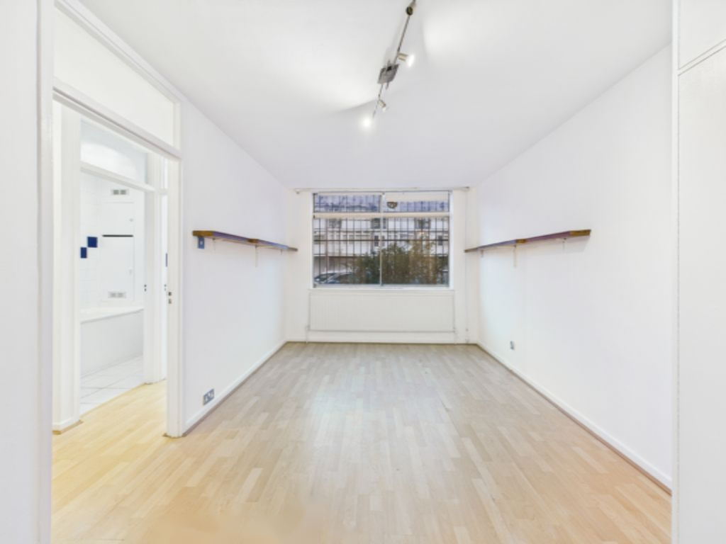 Flat in London, United Kingdom, 61 m² - picture 3