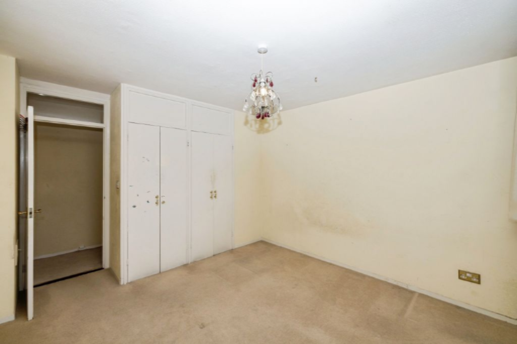 Flat in London, United Kingdom, 77 m² - picture 3