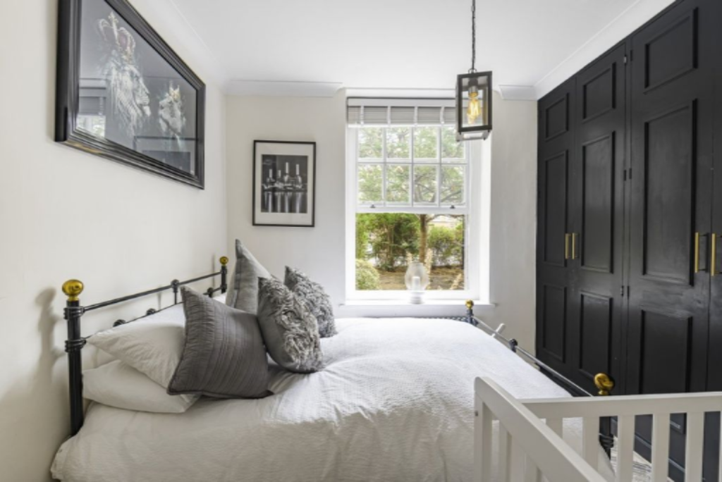 Flat in London, United Kingdom, 47 m² - picture 3