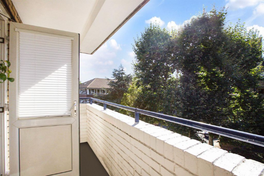 Flat in London, United Kingdom, 50 m² - picture 4