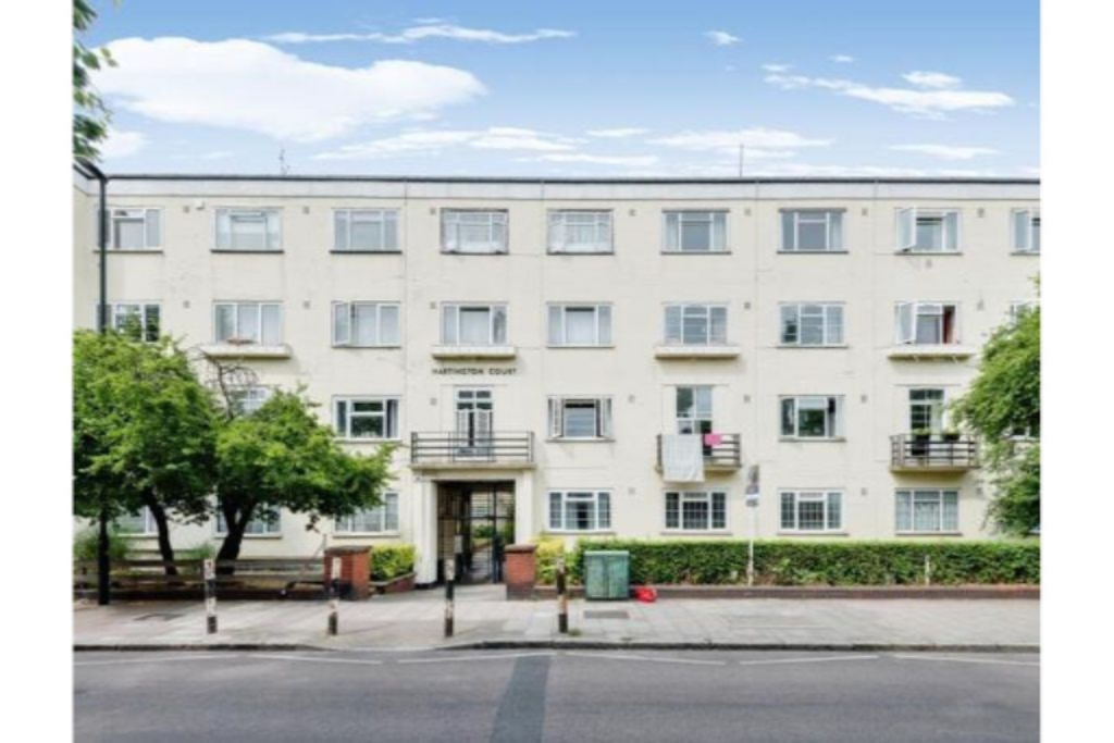 Flat in London, United Kingdom, 39 m² - picture 4