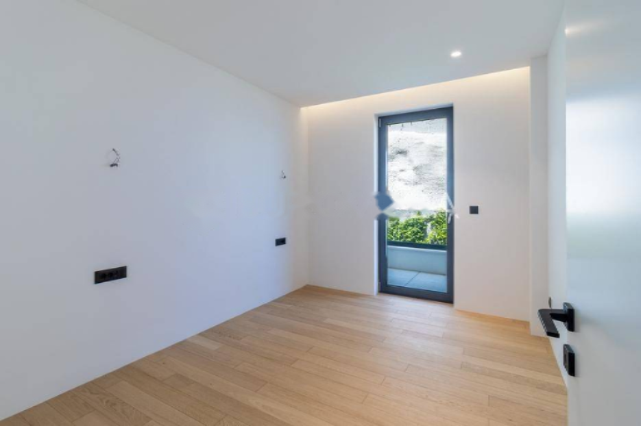 Flat in Opatija, Croatia, 144 m² - picture 4