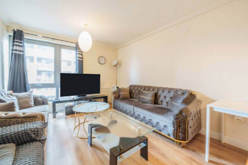 Flat in London, United Kingdom, 42 m² - picture 4