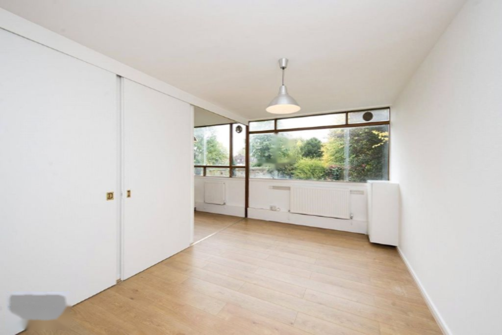 Flat in London, United Kingdom, 32 m² - picture 4