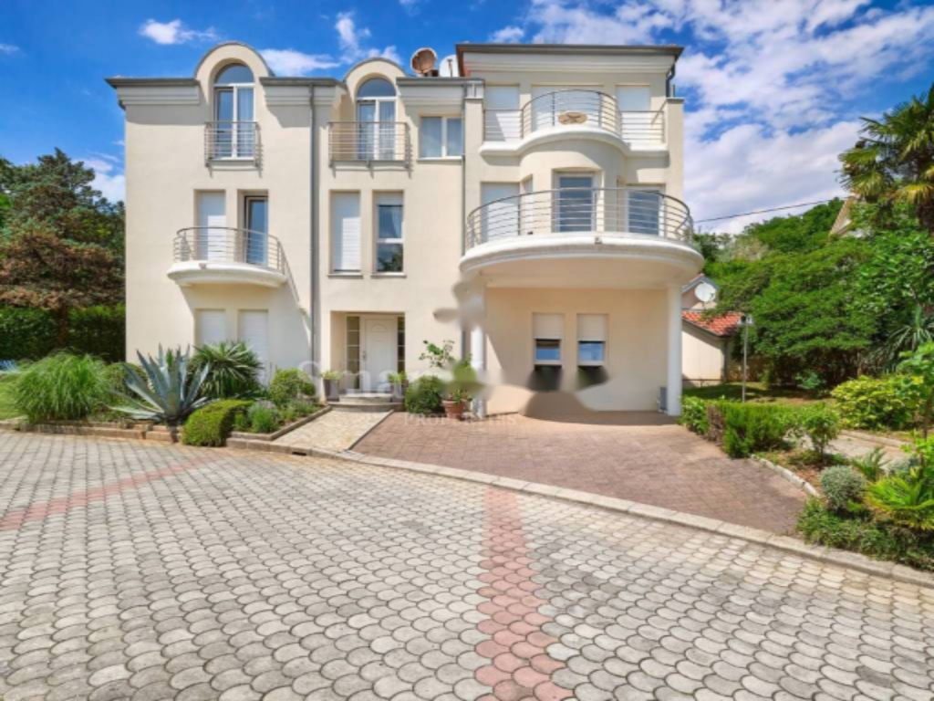 Casa en Opatija, Croacia, 381 m² - imagen 4