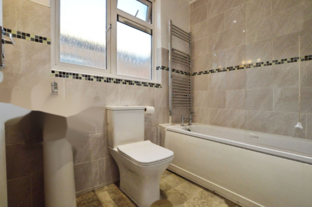 Flat in London, United Kingdom, 50 m² - picture 4