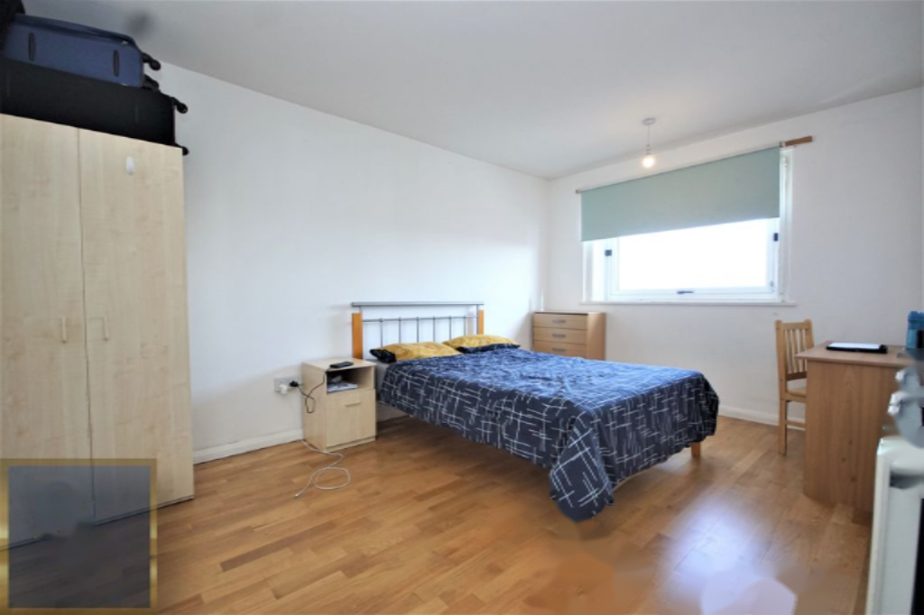 Flat in London, United Kingdom, 64 m² - picture 4