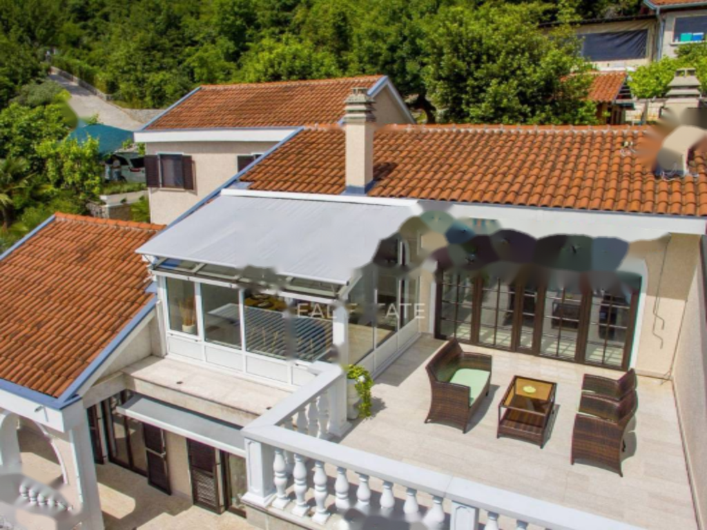 Casa en Opatija, Croacia, 430 m² - imagen 4