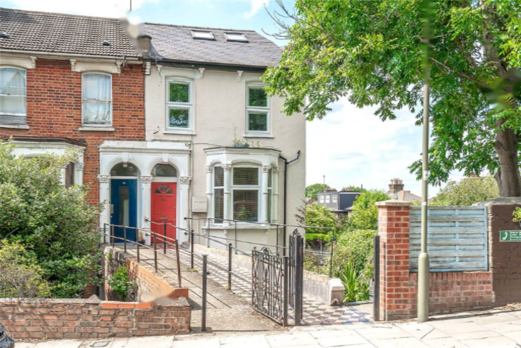 Flat in London, United Kingdom, 35 m² - picture 4