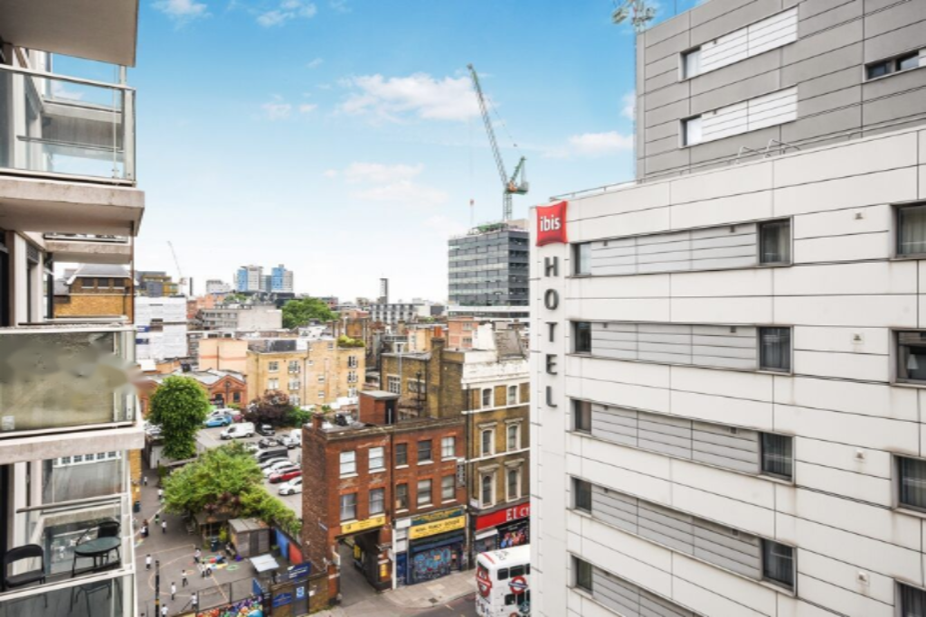 Flat in London, United Kingdom, 39 m² - picture 4