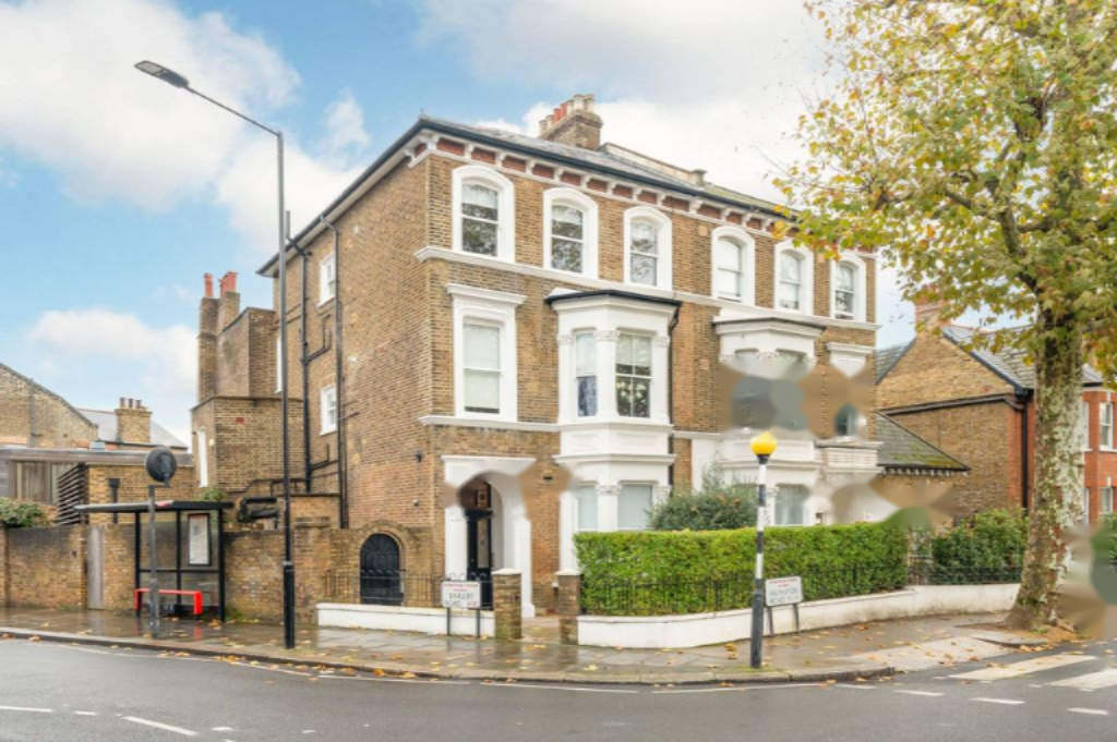 Flat in London, United Kingdom, 32 m² - picture 4