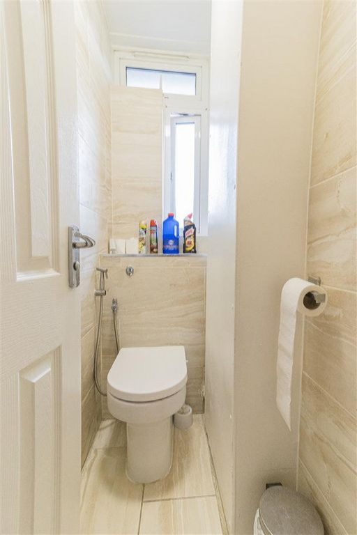 Flat in London, United Kingdom, 59 m² - picture 4