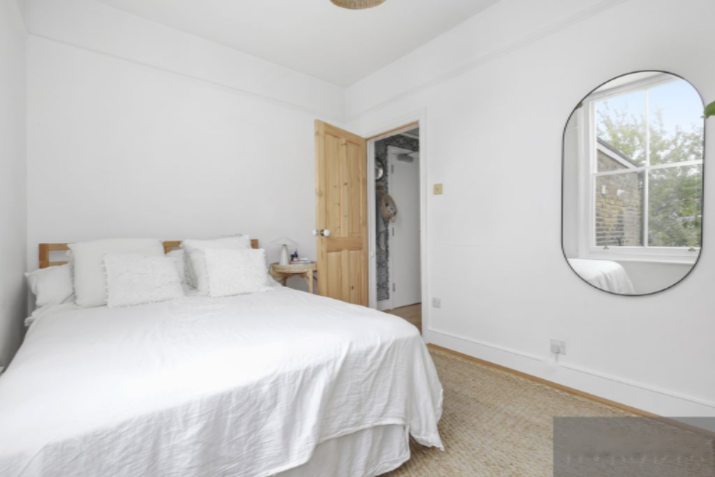 Flat in London, United Kingdom, 40 m² - picture 5