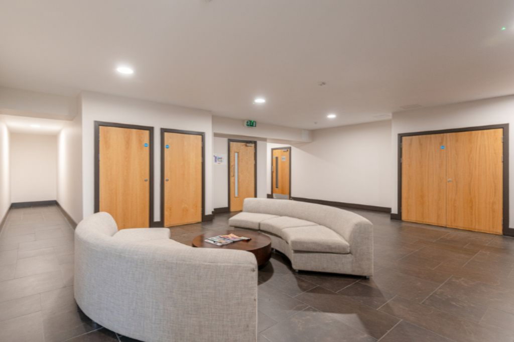 Flat in London, United Kingdom, 61 m² - picture 5