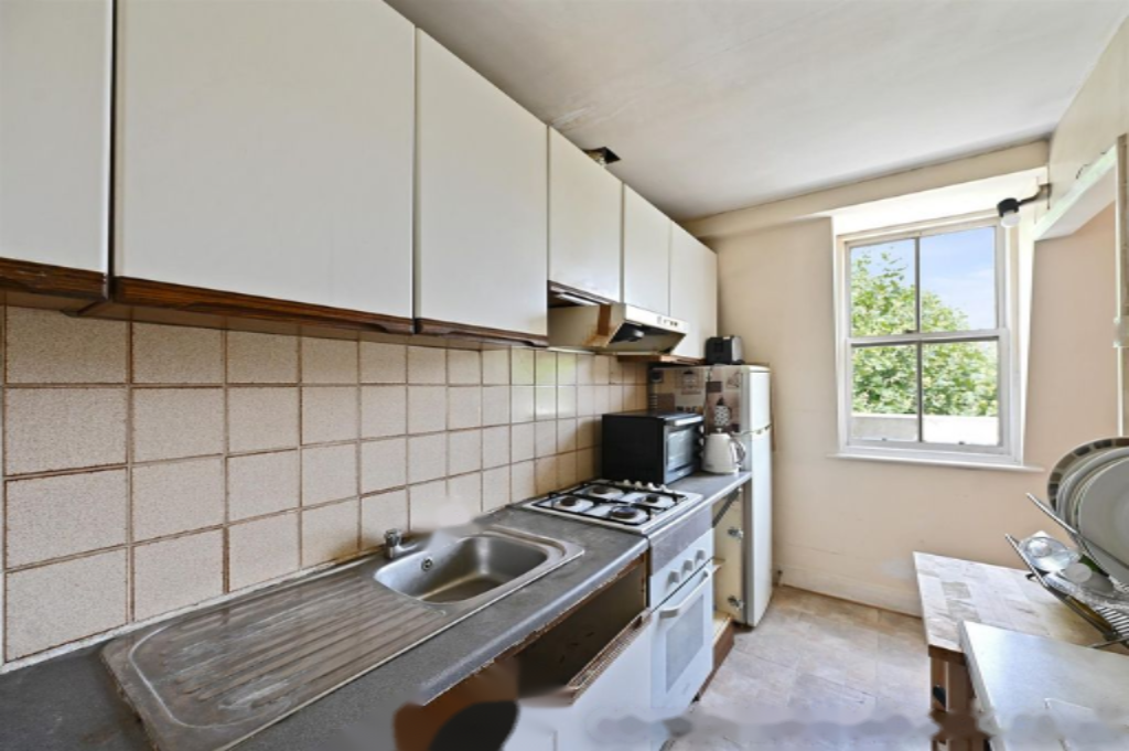 Flat in London, United Kingdom, 41 m² - picture 5